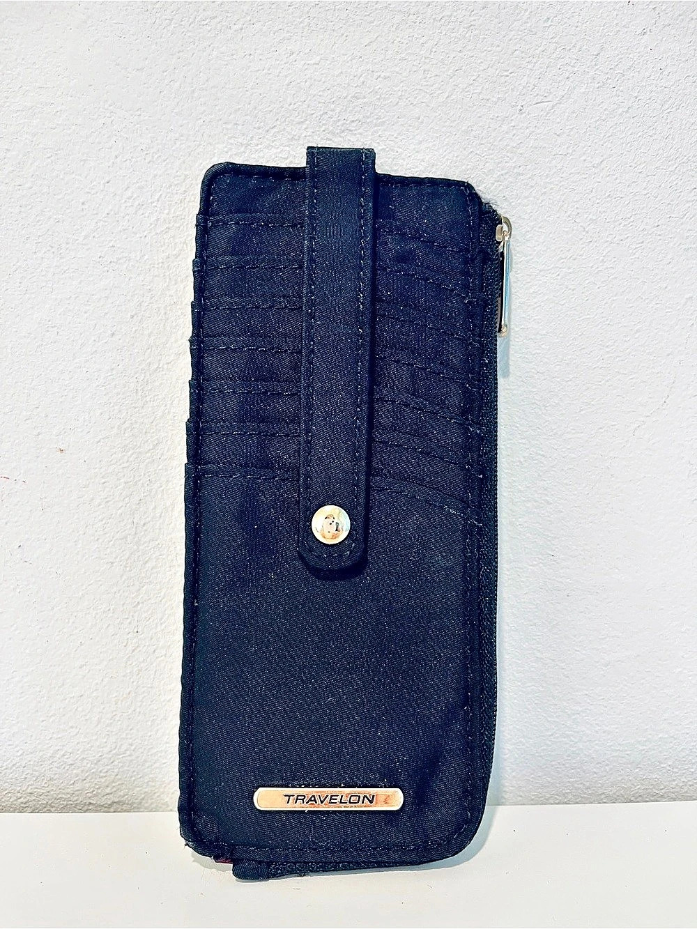 Travelon Multi-Card RFID Blocking Travel Slim Wallet